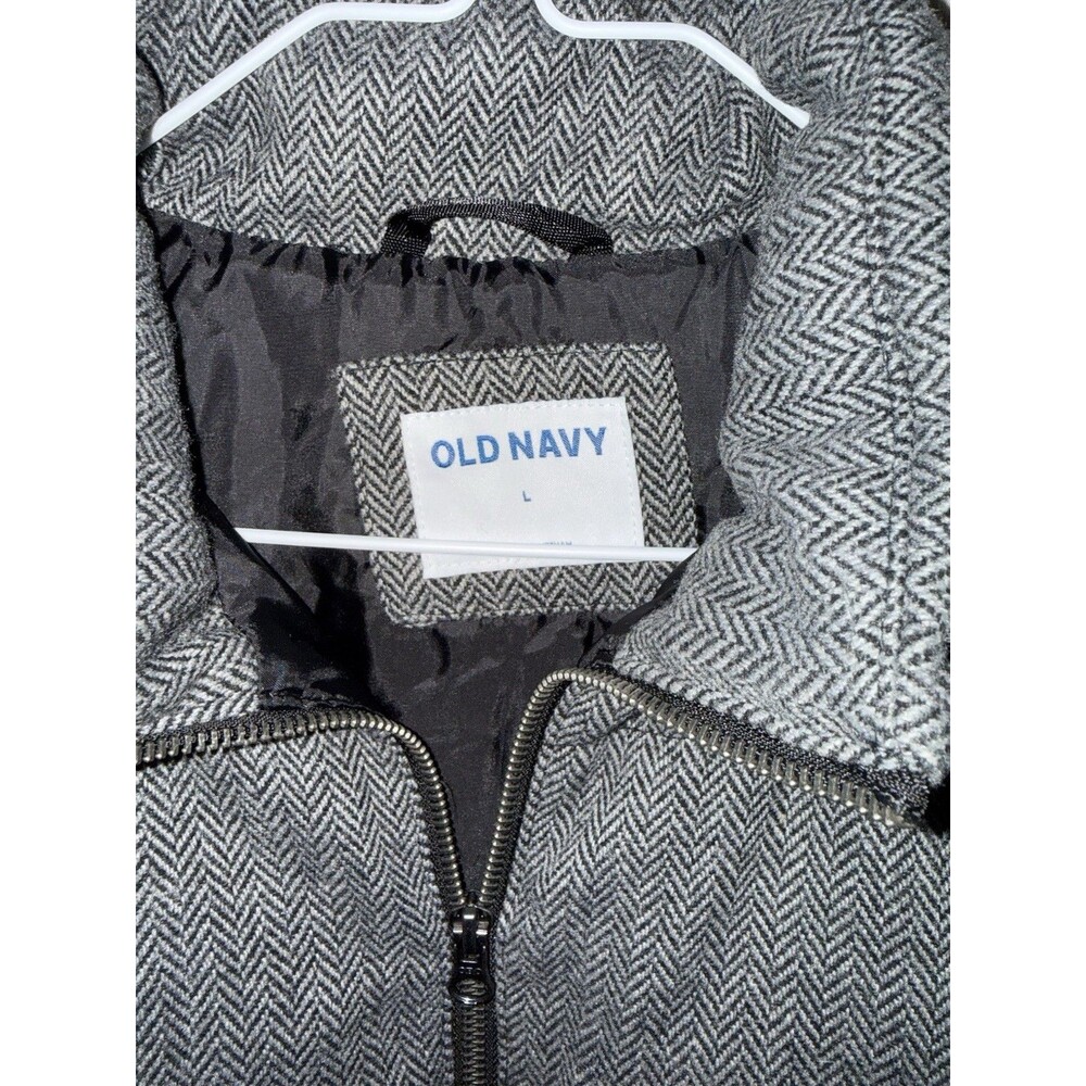 Old Navy Men’s Gray Herringbone Puffer Vest Full Zip Stand-Up Collar L Pockets - Picture 2 of 5